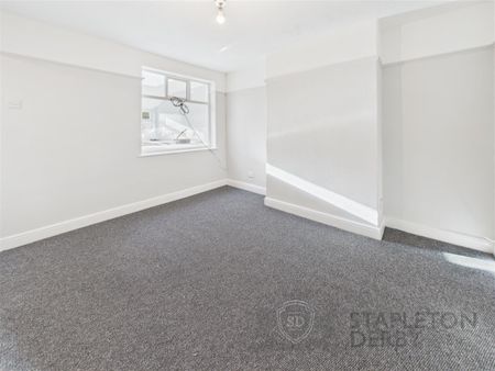 2 Bedroom Terraced House for Rent - Photo 4
