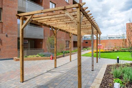 2 bedroom apartment to rent - Photo 2