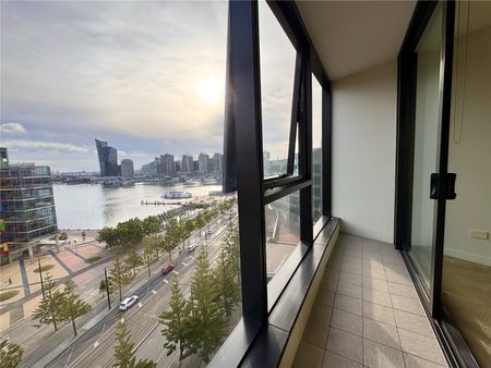 1102/100 Harbour Esplanade - Photo 4