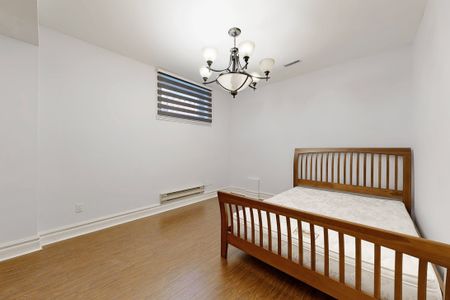 For Lease - 176 Elmwood Avenue Unit# Basement, Toronto, Ontario - Photo 3