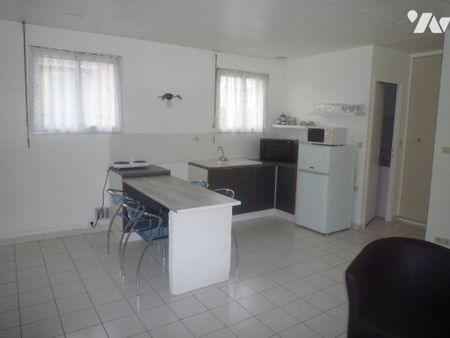 Loue Appartement à Montbert BOURG T1 MEUBLE - Photo 2