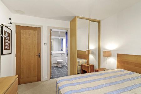 3 bedroom flat to rent - Photo 2