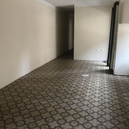 2 Bedroom Unit in Liverpool CBD - Photo 3