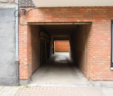 Gerenoveerd appartement met 2 ruime slaapkamer - Foto 2