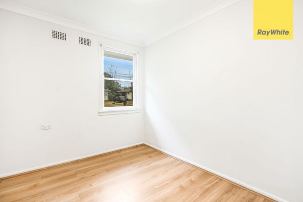 THREE BEDROOM FAMILY HOME! - Photo 1