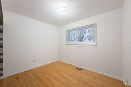 For Lease - 128 Toulon Crescent, London East, Ontario - Photo 3