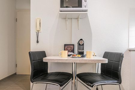 Modern furnished studio near the Lausanne train station - Rue du Simplon 10! - Photo 4
