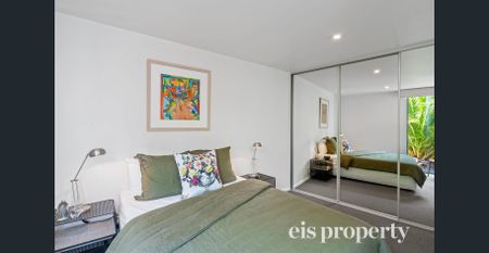 Sullivans Cove Luxury Townhouse - Photo 5