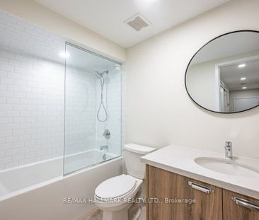 For Lease - 49 Matawin Lane, Richmond Hill, Ontario - Photo 6