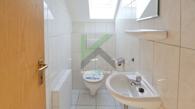 Iserlohn Wermingsen: Helle Dachgeschosswohnung mit großem Südbalkon! - Photo 1