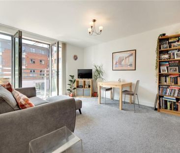 2 bedroom apartment to rent - Photo 3