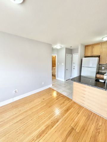 For Lease - 11 Thirty Third Street Unit# 303, Toronto, Ontario - Photo 2