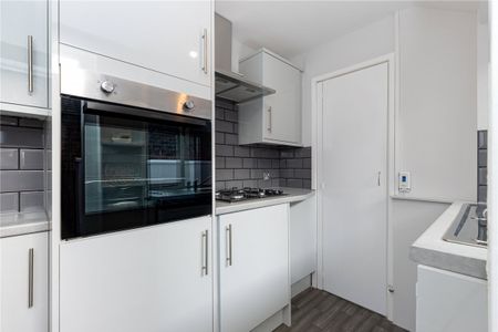 Wellington Street, Leek, Staffordshire, ST13 - Photo 5