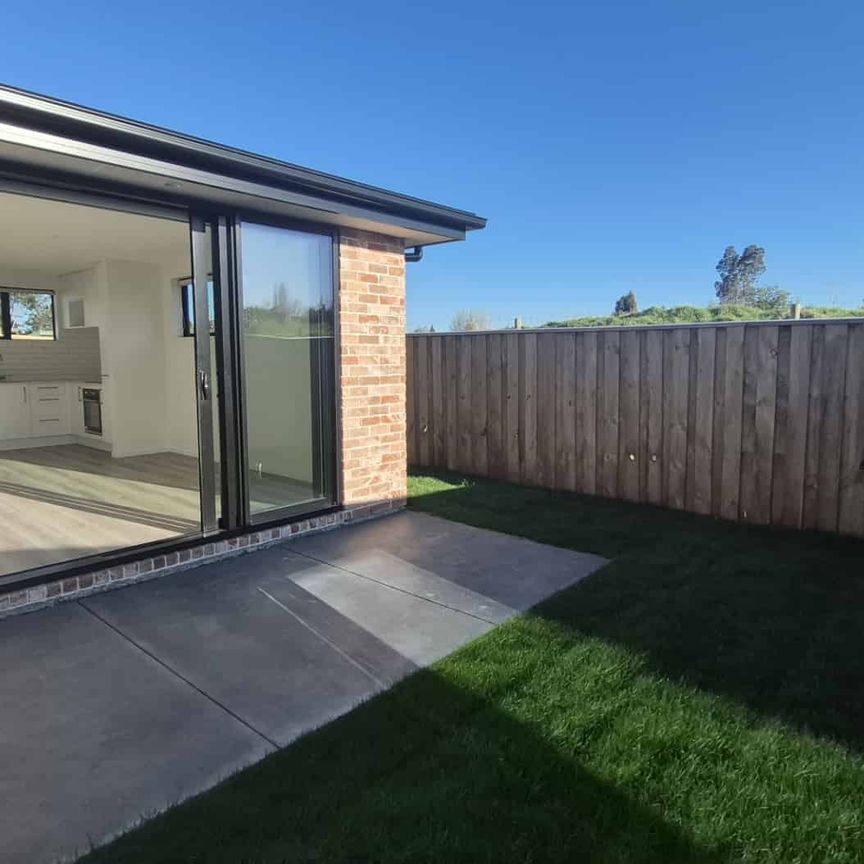 44a Derbridge Street - Photo 1