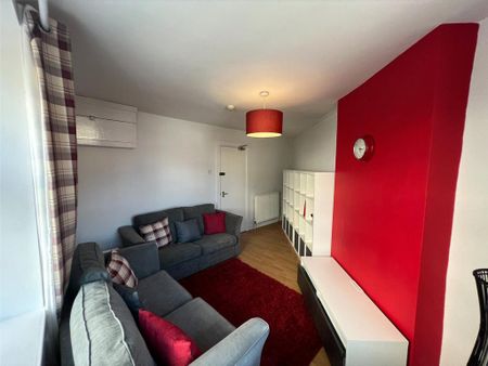 4 bedroom house to rent - Photo 2