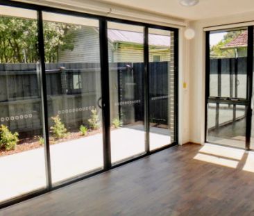 2 Bed, 1 Bath - Photo 3