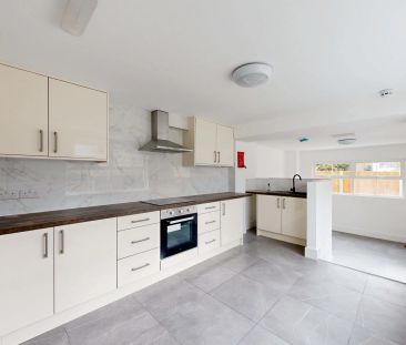 Ifield Road, Crawley, RH11 - Photo 1