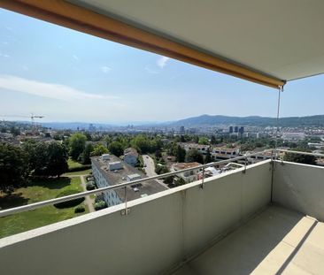 Traumhafte Aussicht über Zürich mit Bergpanorama - Photo 3