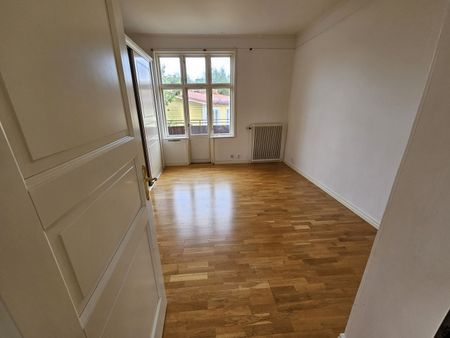 Lunnegatan19 lgh 1101 i Åmål (Inglasad balkong med värme) p-plats ingår i hyran - Foto 3