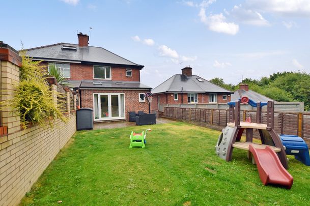 146 Thorpe House Rise, S8 - Photo 1