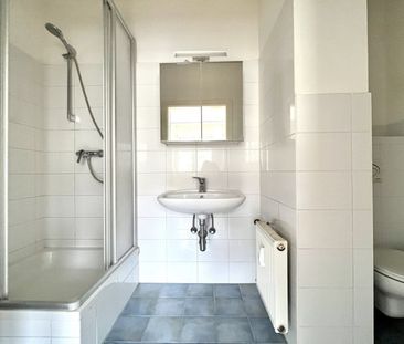 Gepflegte, zentral gelegene 2 Zimmer-Wohnung! Top 201 - Photo 5