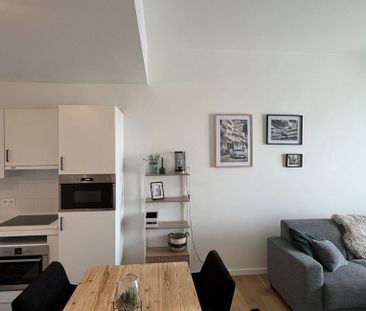 Appartement te huur in Antwerpen voor € 875 met 1 slaapkamer - Photo 4