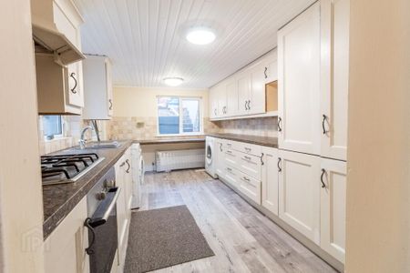 13 Nicholson Terrace, Derry, BT48 7LW - Photo 5