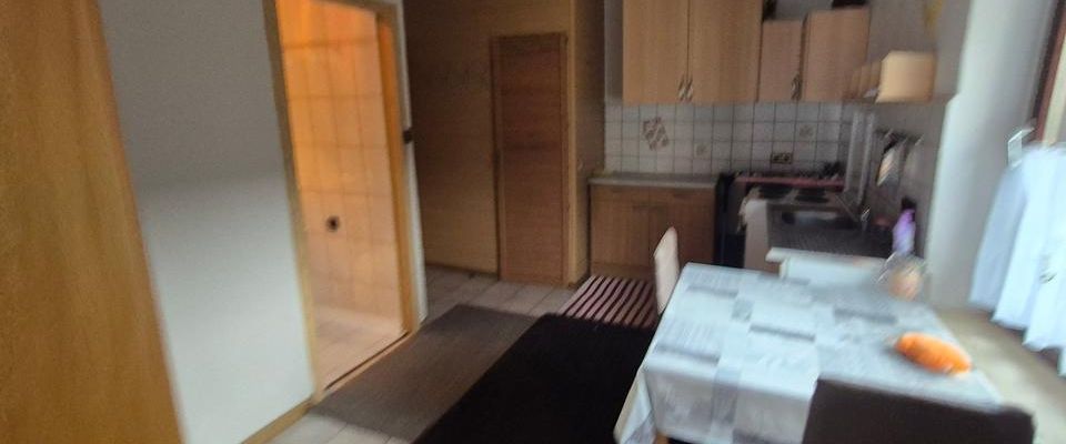 komplett eingerichtete, kleine Wohnung - Photo 1