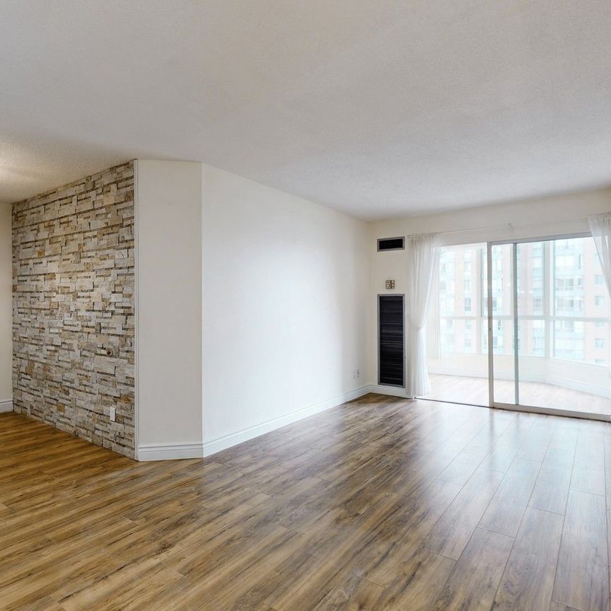 For Lease - 145 Hillcrest Avenue Unit# 810, Mississauga, Ontario - Photo 1