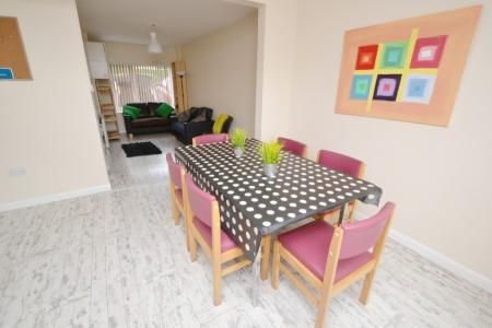 Allenfield Court, Park Road, Lenton, Nottingham, NG7 - Photo 2