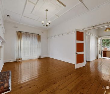Spacious & Well-Located Street-Front Home - Photo 1