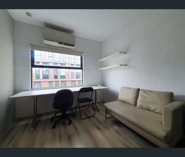 812/139 Bouverie Street, Carlton, Vic 3053 - Photo 5