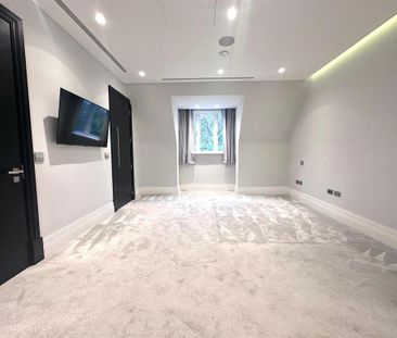 3 bedroom apartment to rent - Photo 2