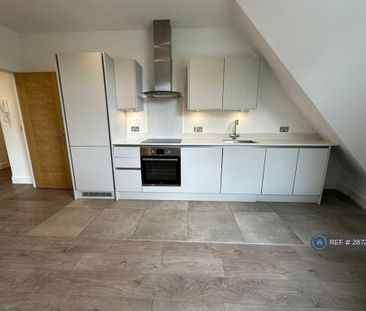 1 bedroom flat to rent - Photo 3