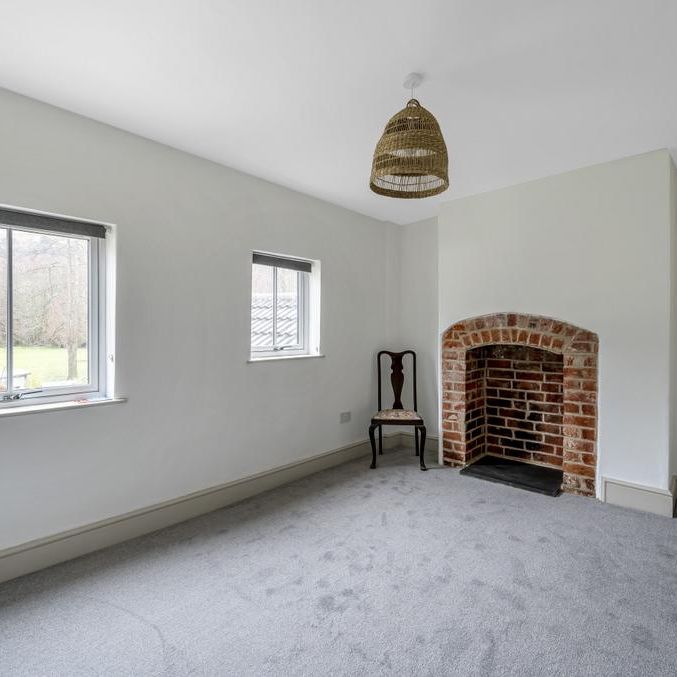 2 bedroom house to rent - Photo 1