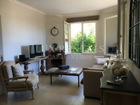 Villa • Antibes - Photo 2