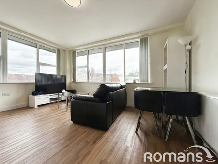 1 bedroom flat to rent - Photo 4
