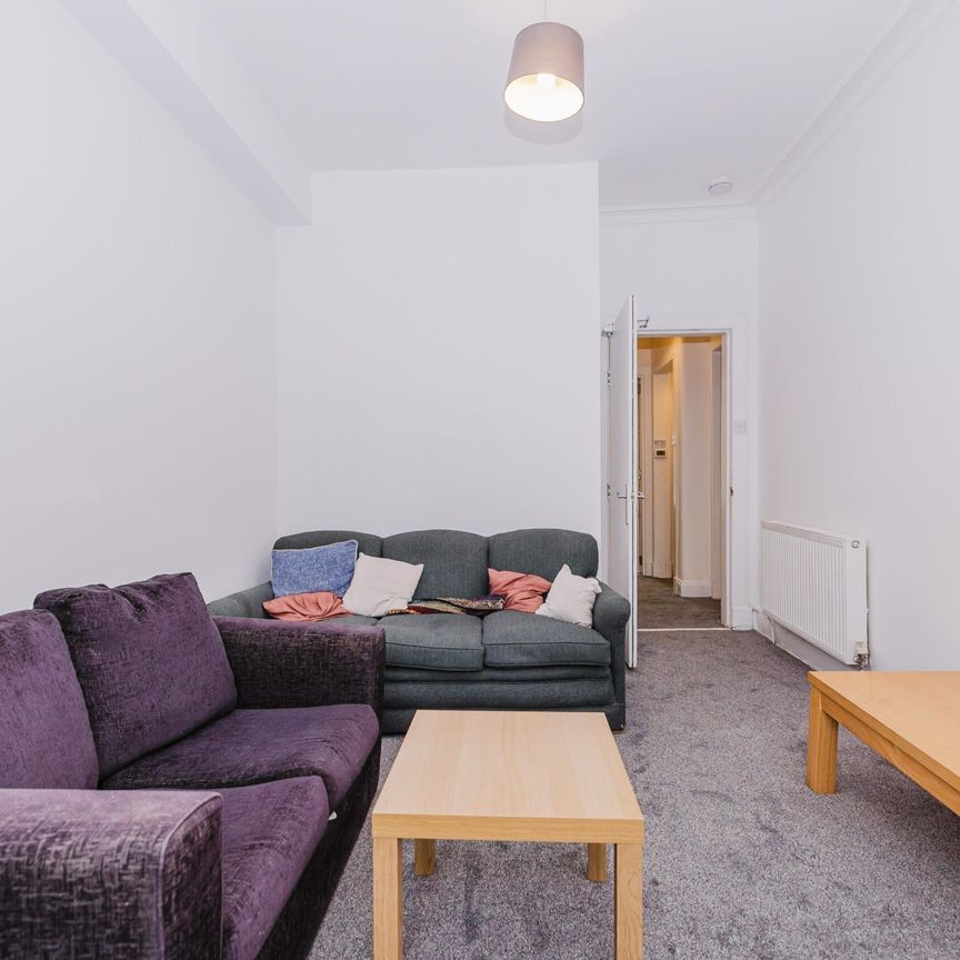 0233L Earlston Place, Edinburgh, EH7 5SU - Photo 1