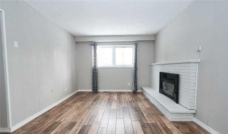 For Lease - 323 Centre Street, Shelburne, Ontario - Photo 2