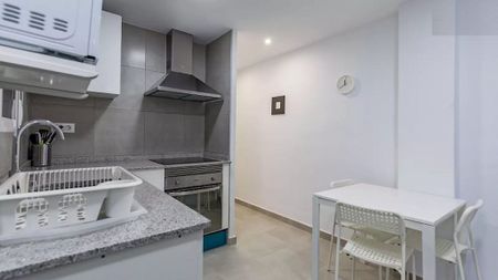 Carrer Justo Vilar, Valencia, Valencian Community 46011 - Photo 4