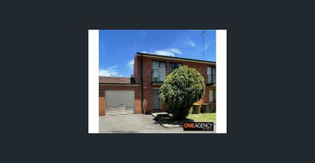 Town House With Style - Photo 2