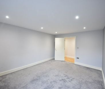 Treadaway Hill, Loudwater, High Wycombe,HP10 - Photo 2