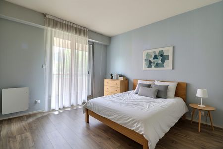 Location Appartement 4 pièces 95m² CHAMALIERES 63400 - Photo 4