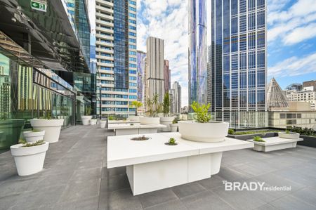 4105/28 Timothy Lane, Melbourne - Photo 2