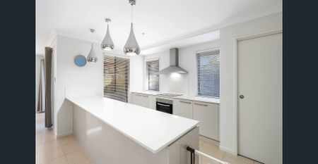 4 bedroom (or 3 + study) family home in quiet area of Ormeau Hills - Photo 3