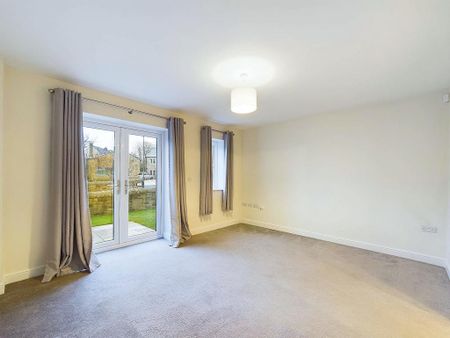 2 bedroom semi-detached house to rent - Photo 2