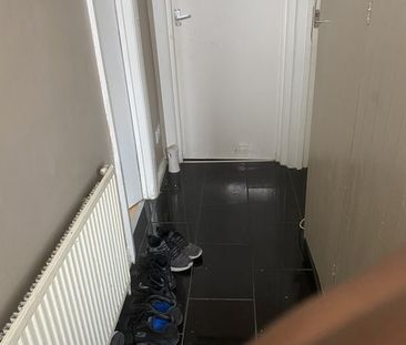 Room in a Shared House, Wembley, HA0 - Photo 3