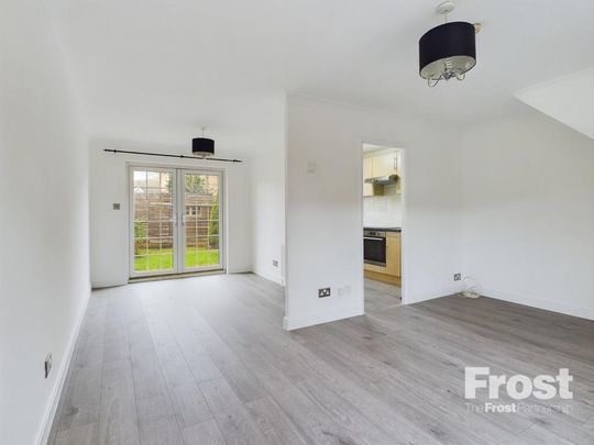 2 bedroom terraced house to rent - Photo 1