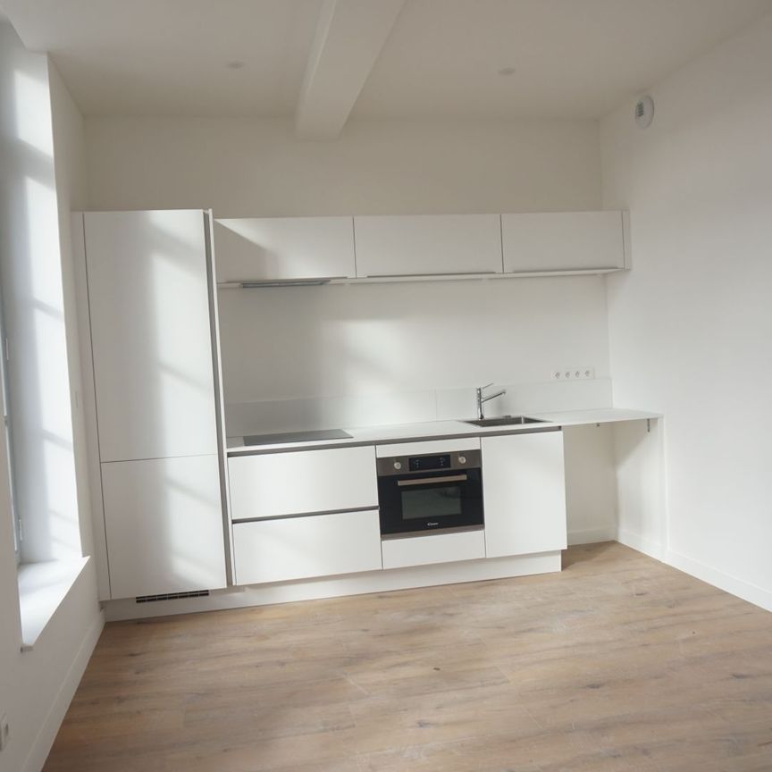 MAGNIFIQUE T2 RUE ROYALE A LILLE réf 5768 - Photo 1