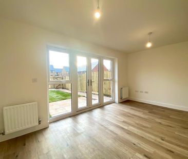 3 bedroom townhouse to rent - Photo 2